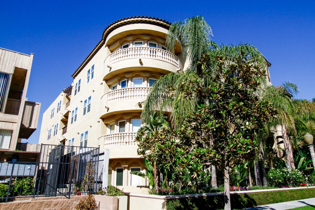 Studio City Condos For Sale